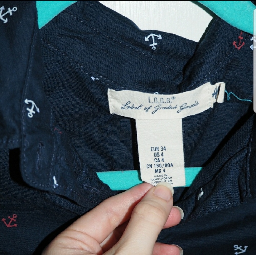 Anchor print button up - Picture 3 of 3
